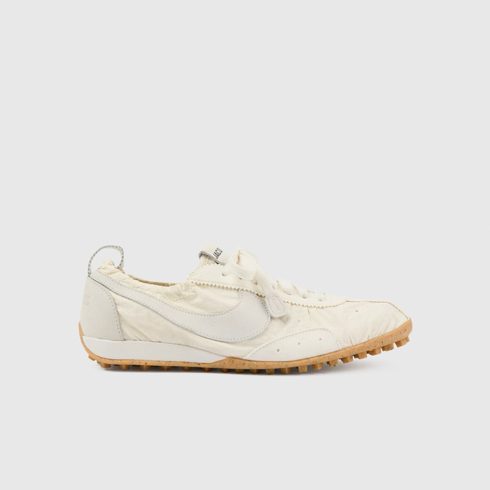 moon shoe jacquemus + nike